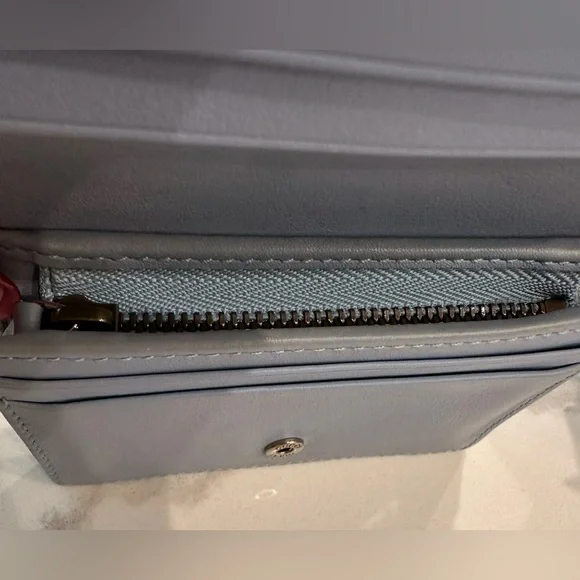 Gucci GG Marmont Powder Blue Snakeskin bifold wallet w/COA - Picture 8 of 12